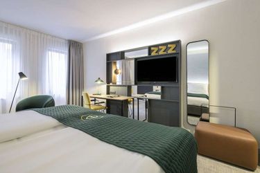 Hotel Holiday Inn Hasselt:  HASSELT