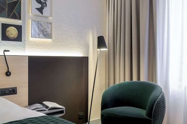 Hotel Holiday Inn Hasselt:  HASSELT