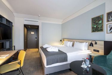 Hotel Holiday Inn Hasselt:  HASSELT
