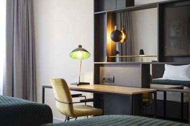 Hotel Holiday Inn Hasselt:  HASSELT