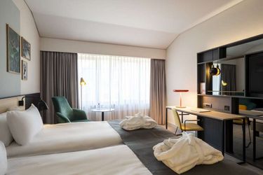 Hotel Holiday Inn Hasselt:  HASSELT