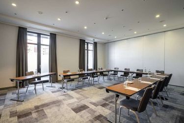 Hotel Holiday Inn Hasselt:  HASSELT