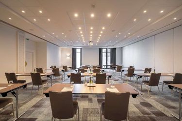 Hotel Holiday Inn Hasselt:  HASSELT