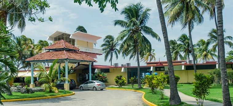 Hotel Villa Tropico :  HAVANA