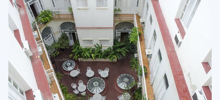 Gran Caribe Hotel Plaza:  HAVANA