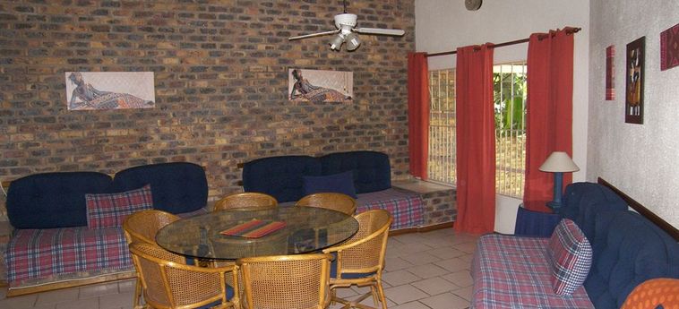 Tatenda Guesthouse:  HAZYVIEW
