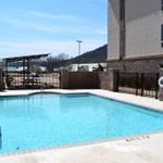 HOLIDAY INN EXPRESS & SUITES HEBER SPRINGS 2 Stars