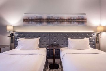 Hotel Hilton Helsinki Strand:  HELSINKI