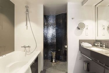 Hotel Hilton Helsinki Strand:  HELSINKI