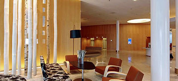 Hotel Hilton Helsinki Airport:  HELSINKI