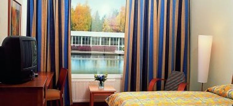 Hotel Sokos Tapiola Garden:  HELSINKI