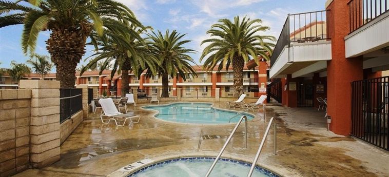 Hotel Days Inn By Wyndham Hemet:  HEMET (CA)