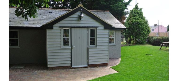 Hotel The Crown Pub, Dining &Amp; Rooms:  HENLOW
