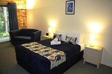 Hotel Emeraldene Inn & Eco-Lodge:  HERVEY BAY - QUEENSLAND