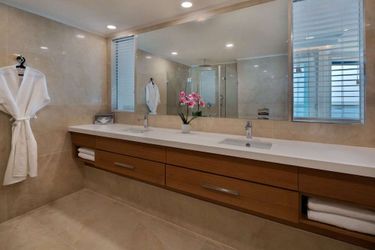 Hotel Herbert Samuel Okeanos Suites Herzilya1 Herzliya: Photo 