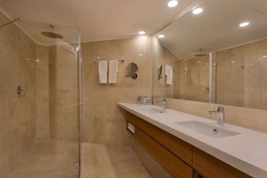 Hotel Herbert Samuel Okeanos Suites Herzilya1 Herzliya: Photo 