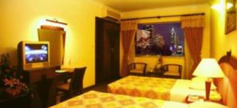 Hotel Que Huong-Liberty 3:  HO CHI MINH CITY