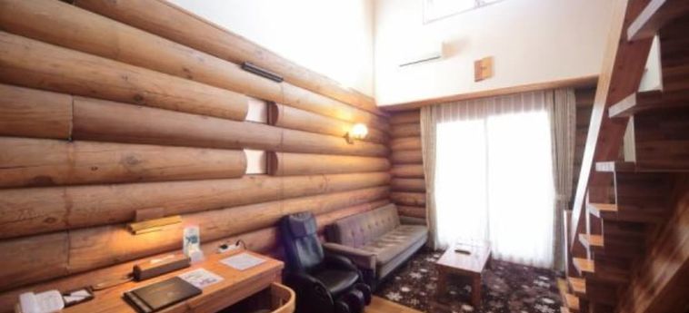 Log Hotel Larch Lake Kanayama:  HOKKAIDO - HOKKAIDO PREFECTURE