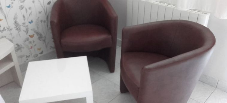 Hotel Motel Les Bleuets Honfleur: Foto 