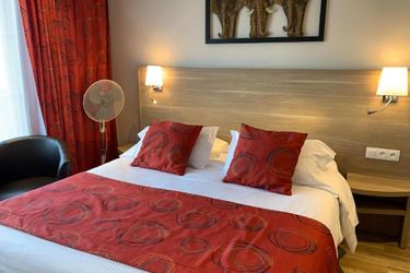 Hotel Motel Les Bleuets Honfleur: Photo 