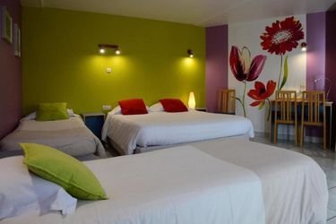 Hotel Motel Les Bleuets Honfleur: Photo 