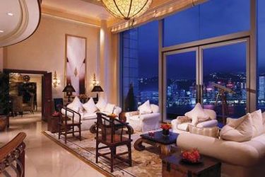 Hotel Peninsula:  HONG KONG