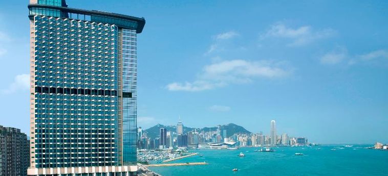 Hotel Harbour Grand:  HONG KONG