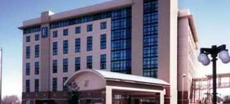 EMBASSY SUITES BY HILTON HOT SPRINGS HOTEL & SPA 4 Etoiles