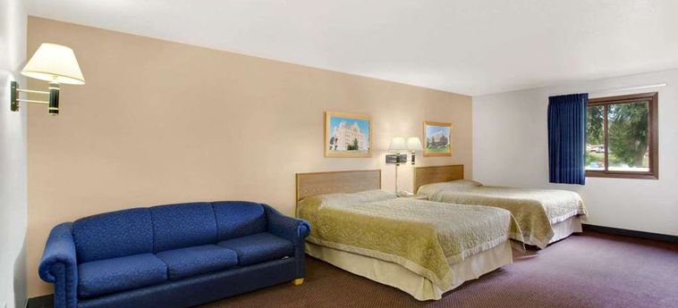 Hotel Super 8 By Wyndham Hot Springs:  HOT SPRINGS (SD)
