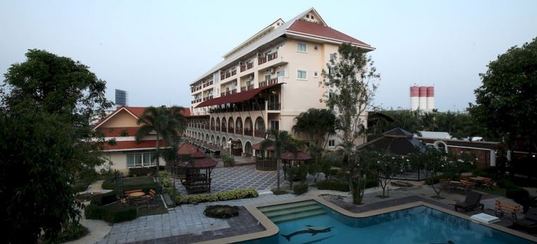 Hotel D Varee Xpress Hillside Hua Hin:  HUA HIN
