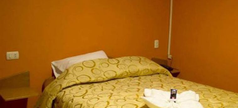 Hotel Hostal Inka:  HUARAZ