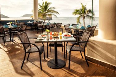 Hotel Barcelo Huatulco:  HUATULCO
