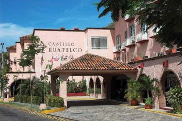 Hotel Castillo Huatulco:  HUATULCO