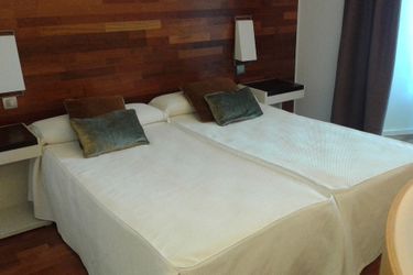 Hotel Hospedería San Juan De La Peña Huesca: Photo 