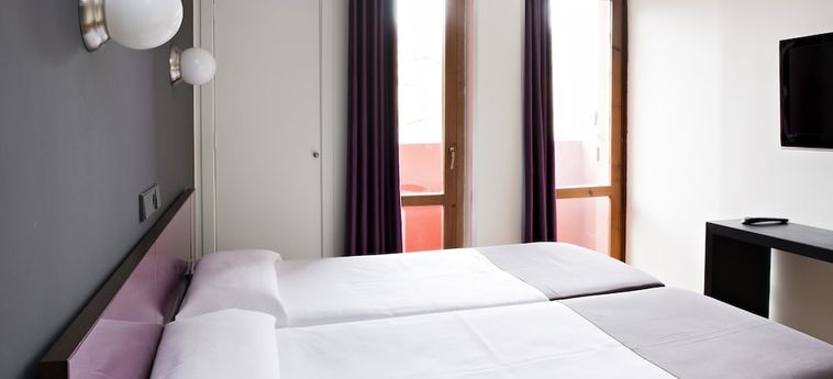 Hotel Hostal Joaquín Costa Un Punto Chic Huesca : Photo 