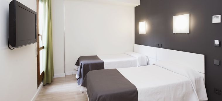 Hotel Hostal Joaquín Costa Un Punto Chic Huesca: Foto 