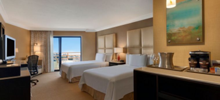 The Waterfront Beach Resort, A Hilton Hotel:  HUNTINGTON BEACH (CA)