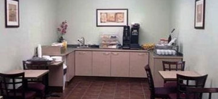 Hotel Econo Lodge Huntsville - Canada : Photo 