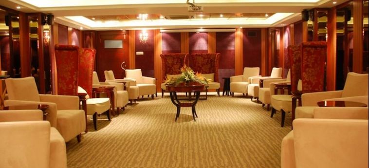 Hotel Royalton Hyderabad Abids:  HYDERABAD