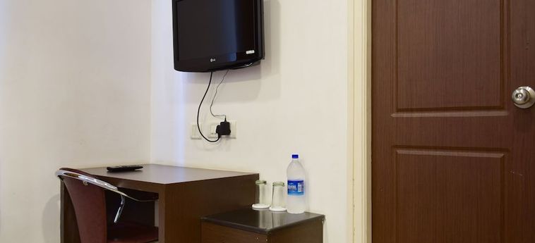 Hotel Zo Rooms Sr Nagar Hyderabad : Photo 