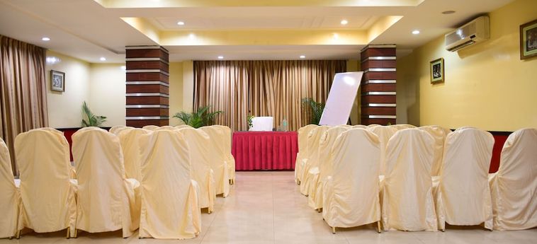 Hotel Zo Rooms Ameerpet Satyam Hyderabad : Photo 