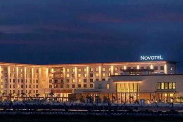 Hotel Novotel Hyderabad Airport:  HYDERABAD