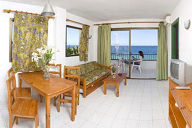 Hotel Apartamentos Tur Palas:  IBIZA - BALEARIC ISLANDS