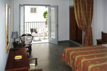 Hotel Hostal Pitiusa:  IBIZA - BALEARIC ISLANDS