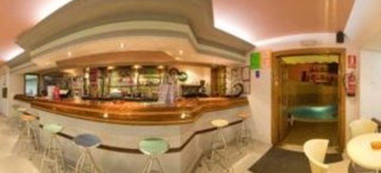 Hotel Hostal Adelino :  IBIZA - ILES BALEARES