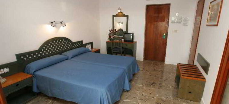 Hotel Ses Savines:  IBIZA - ISLAS BALEARES