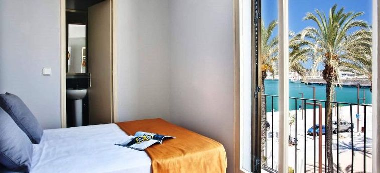 Hotel Hostal La Marina:  IBIZA - ISLAS BALEARES