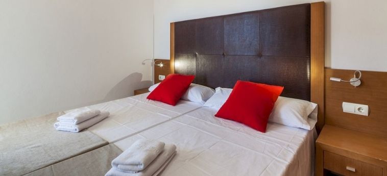 Ibiza Heaven Apartments:  IBIZA - ISOLE BALEARI