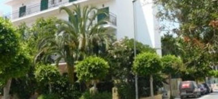 Hotel Hostal Valencia:  IBIZA - ISOLE BALEARI