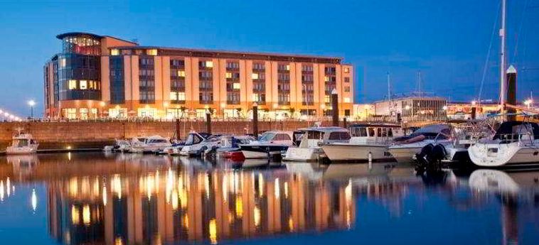 Hotel Radisson Blu Waterfront:  ILES ANGLO-NORMANDES